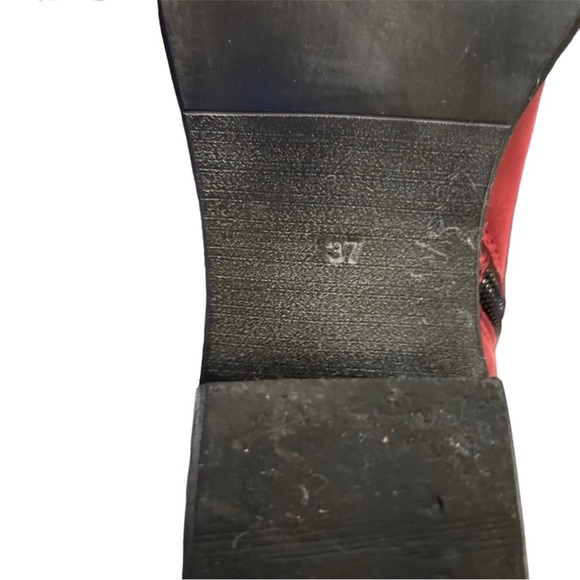 Arnold Churgin Red Nubuck Suede Block Heel
Zip Up Ankle Boots Size 6.5 - Picture 11 of 11